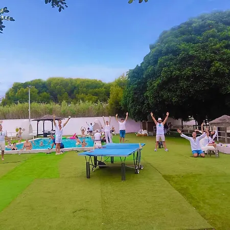 30 People, Pool, Disco,10 Min Villa Alicante
