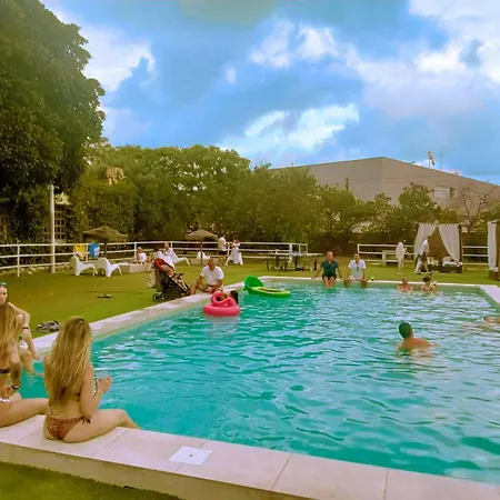Villa 30 People, Pool, Disco,10 Min Alicante