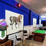 30 People, Pool, Disco,10 Min Villa