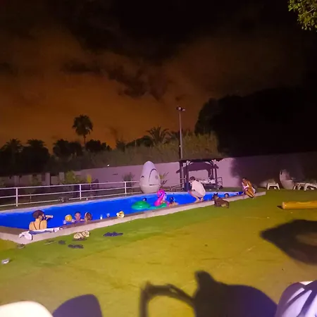 Vila 30 People, Pool, Disco,10 Min *