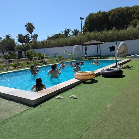 30 People, Pool, Disco,10 Min * Alicante